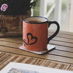heart, mugs, table, stilllife, mug, love, tea cup, cafe, tea, cup